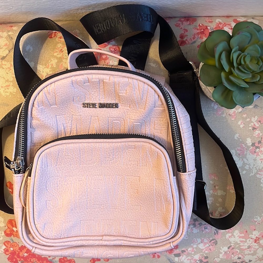 Steve Madden Mauve Pink Small Backpack, Silver Hardware, Black Straps, Like New